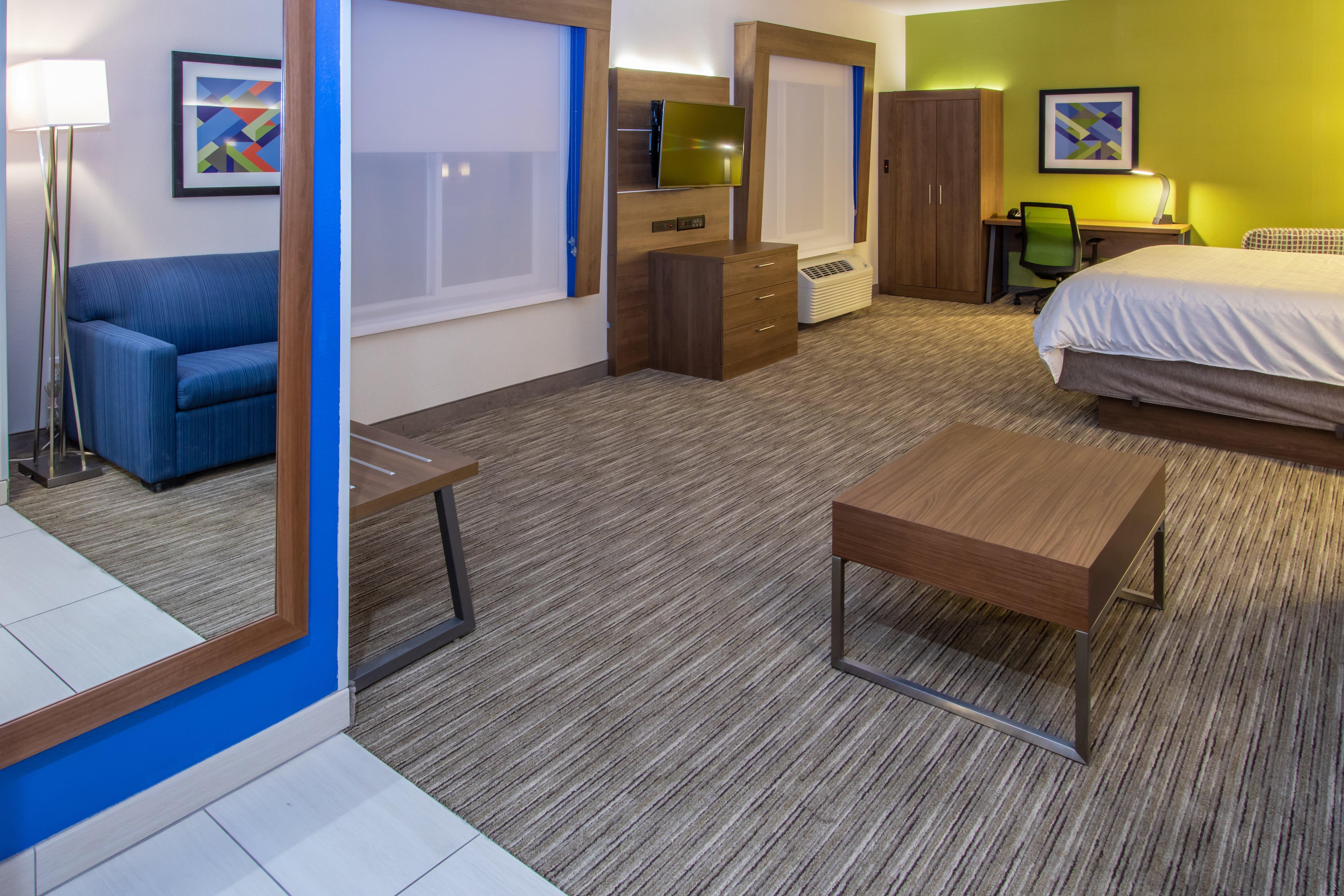 Holiday Inn Express Hotel & Suites Roseville - Galleria Area By Ihg Exterior foto