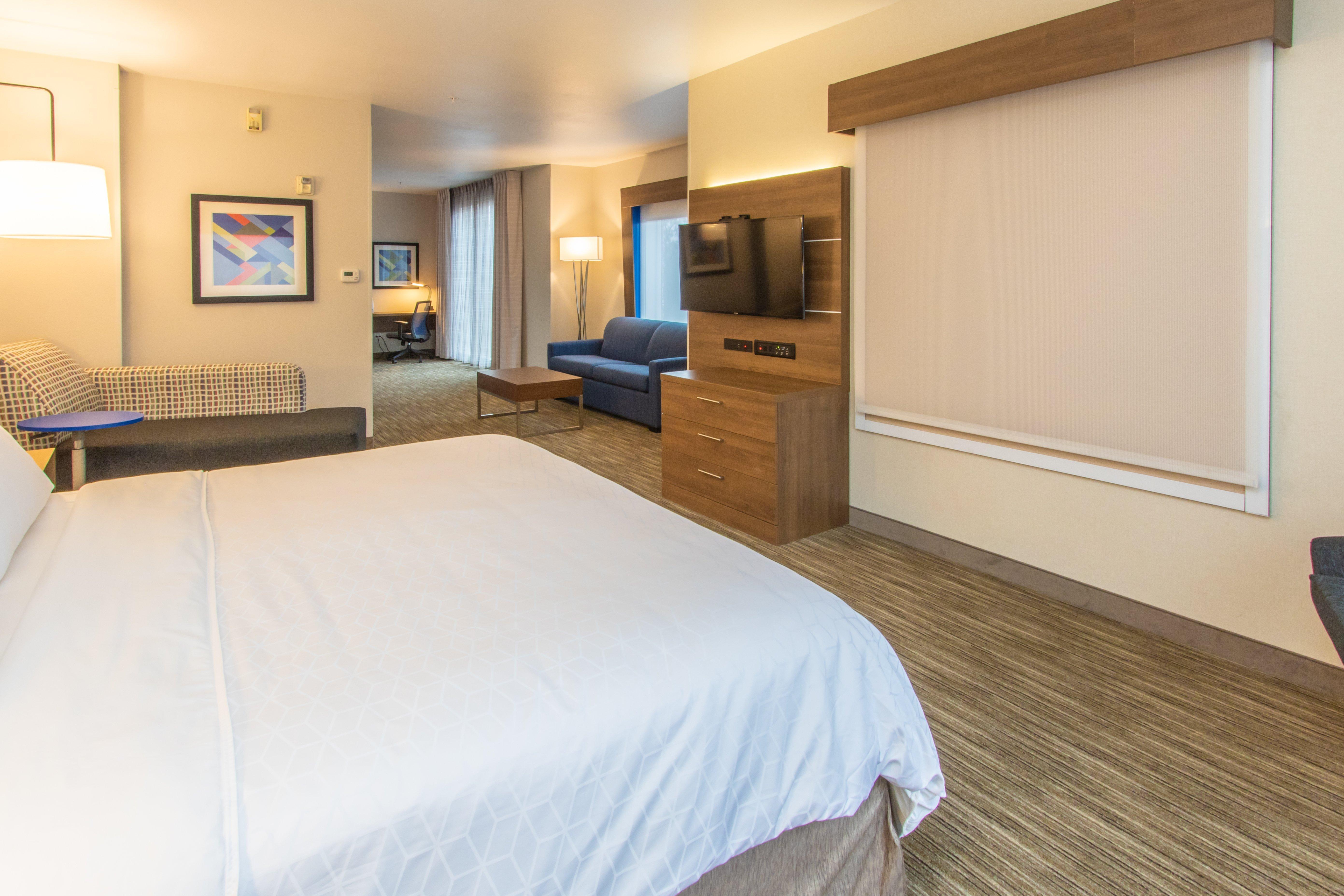 Holiday Inn Express Hotel & Suites Roseville - Galleria Area By Ihg Exterior foto